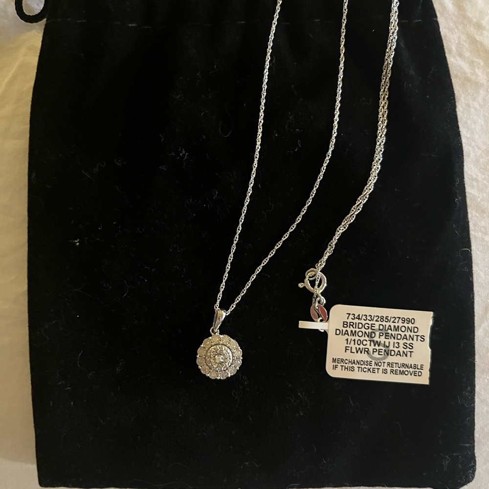 Macy’s Diamond Necklace 1/10 carat weight